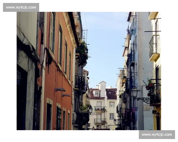 里斯本与澳门文化交流之旅：探索两座城市的独特魅力与历史印记